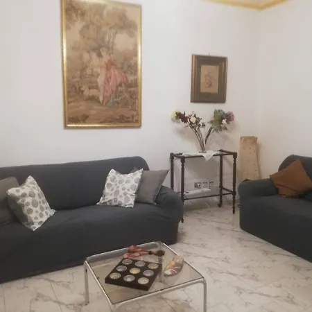 La Casa Di Nonna Lilla Apartment *